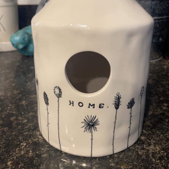 Rae Dunn Other - *RARE* Rae Dunn Home 21 stem birdhouse